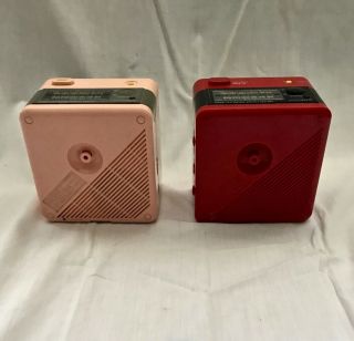 (2) Vintage 80s SONY ICF - A10W PINK / RED RADIO ALARM CLOCKS (One Plays Beatles) 4