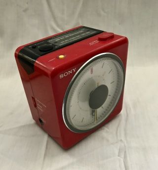 (2) Vintage 80s SONY ICF - A10W PINK / RED RADIO ALARM CLOCKS (One Plays Beatles) 8