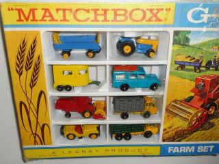 RARE MATCHBOX G - 3 FARM MACHINERY GIFT SET BOX // VEHICULES 10