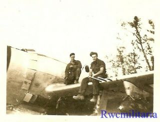 Org.  Photo: Us Ground Crewmen On Wing Of Bomb Loaded P - 47 Fighter Plane