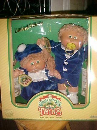 Vintage 1985 Coleco Cabbage Patch Kids Twins Girl & Boy Doll