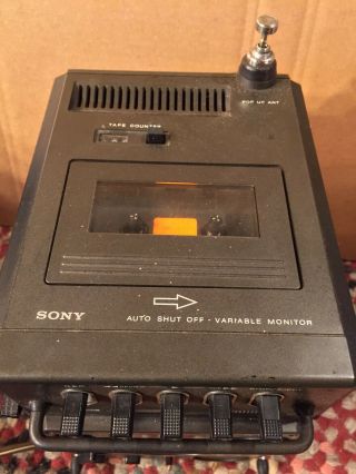 Sony FX - 310 VINTAGE Mini Portable TV FM/AM/Cassette Recorder 2