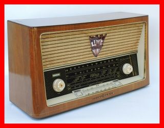 Loewe - Opta Truxa Stereo 4741w - Very Rare Vintage Stereo Radio