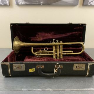 Vintage Olds Ambassador Trumpet W/case Parts Or Restoration