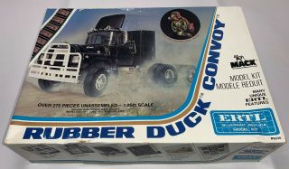 Vintage Ertl " Rubber Ducky Convoy " Mack Semi Truck 8036 1/25 Scale Model Kit