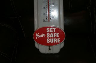 Vintage Preston Anti - Freeze Porcelain Thermometer IN 5