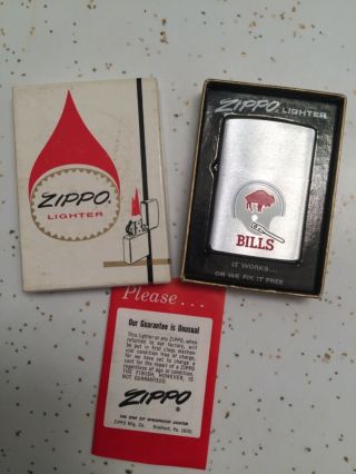 Vintage 1971 Zippo NFL Buffalo Bills Lighter UNFIRED Box & Paper 2