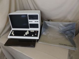 Vintage Radio Shack Trs - 80 Model 4 Microcomputer Computer System