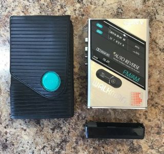 Vintage Sony Walkman Rare Model Wm - F100 Cassette Player Am/fm Radio