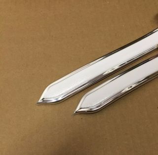 Vintage Style 7/8 " White & Chrome Side Body Trim Molding - Formed Pointed Ends