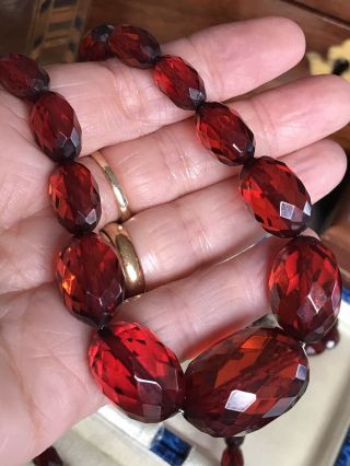 ANTIQUE ART DECO LONG CHERRY RED BAKELITE FACETED BEAD NECKLACE 7