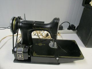 Vintage Singer Featherweight Sewing Machine 221 with Case & Corduroy Organizer 2