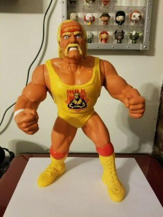 Vintage Wwf Hasbro 12 Inch Talking Hulk Hogan Action Figure Wwe