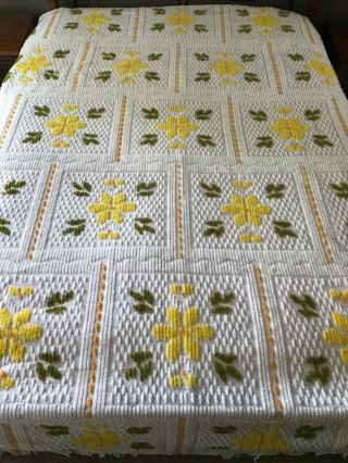 Vintage Chenille Bedspread 70s Yellow Avocado Green Floral Fringe 94 " X 107 "