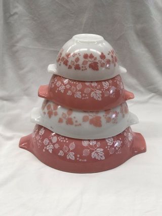 Vintage Pyrex Pink/white Gooseberry Cinderella Nesting Bowls