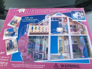Barbie Vintage Townhouse Doll House 1977 Furniture
