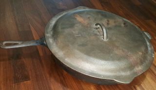 Lg Vintage Lodge Cast Iron Skillet Pan 14 U.  S.  3 Notch Heat Ring Basting Lid T