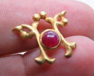 Rare 18ct Gold Cabochon Ruby Tie Pin 2.  63g Earring Brooch Lapel Pin.