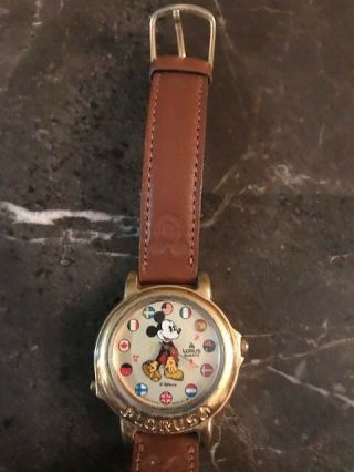 Vintage Walt Disney Mickey Mouse Musical Flag Watch Plays It ' s a Small World 4