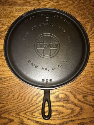 Vintage 10.  5” Round Griswold No.  9 Cast Iron Flat Fry Pan Skillet 609b