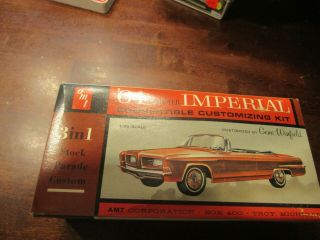 1/25 Amt 1964 Chrysler Imperial Convertible