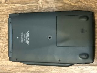 Vintage 1993 Apple Newton MessagePad H1000 w/Case Well 3
