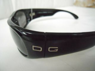 Vintage Dolce & Gabbana Mens Unisex Black Wrap Sunglasses and Case - Italy 2