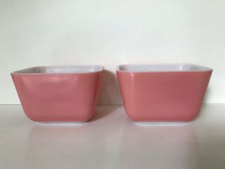 2 vintage Pyrex pink refrigerator dishes with lids 501 - C 2