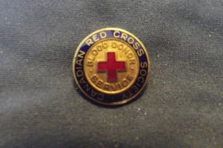 Ww Ii Enamel & Brass Lapel Pin To The Cdn Red Cross Society Blood Donor Service