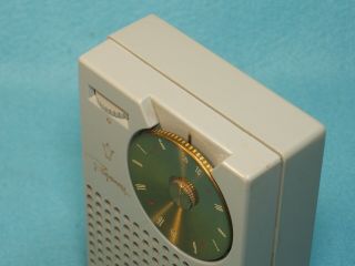 Vintage 1950 ' s World First Transistor Radio,  Regency TR - 1 AM Radio, 6