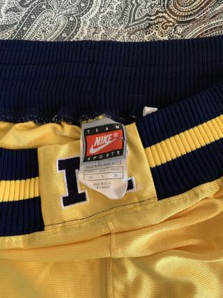 Michigan Wolverines NCAA Vintage Nike 90’s Fab Five Basketball Shorts Size 36 L 3