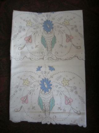 Vintage Madeira Hand Embroidered Set Of 2 Pillowcases Pastel W/ Tags