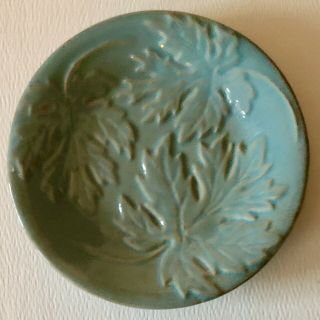 Vintage North Dakota Rosemeade Art Pottery Turquoise Maple Leaves Small Plate