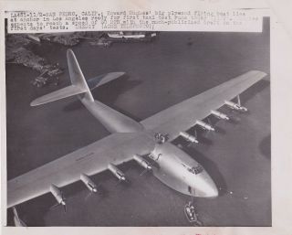 Howard Hughes Spruce Goose Test Day Classic Iconic Vintage 1947 Press Photo