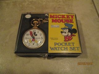 Vintage Mickey Mouse Pocket Watch Set Nos 1970s Mib