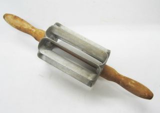 Vintage Houpt Cutters Long John Doughnut Rolling Pin Rotary Cutter