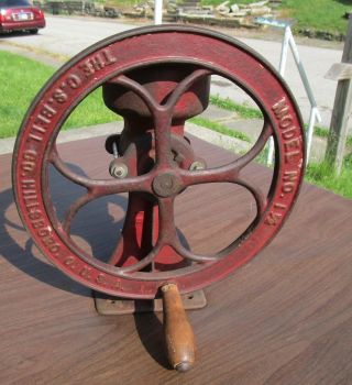 Antique Vintage C.  S.  Bell 1 1/2 Cast Iron Hand Crank Grain Coffee Mill Grinder