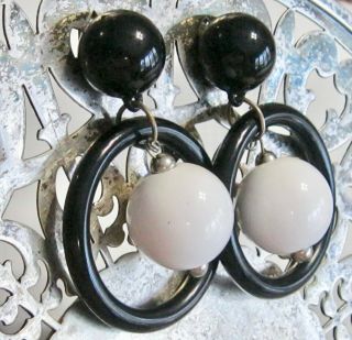 Bold Big Wild Vintage Black And White Lucite Hoop Clip On Earrings 1960 