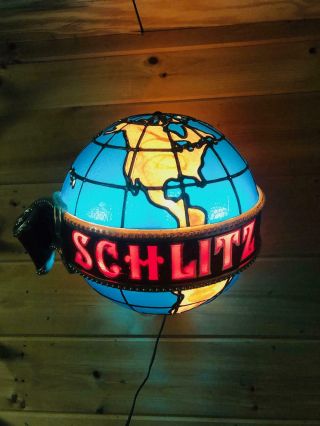 Vintage 1976 Schlitz Beer 13 " Globe With Water Motion - Lighted - Remote - Wall Mount