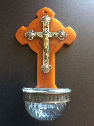 Vtg Butterscotch Bakelite Shrine Of The Little Flower Holy Water Font Crucifix