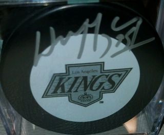 Wayne Gretzky Signed Vintage La Kings Hockey Puck Hof 1999