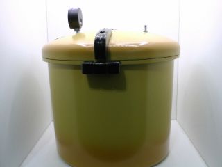 Vintage 1970s Harvest Gold Yellow Presto 21 Qt Pressure Cooker Canner Ca21h 2375