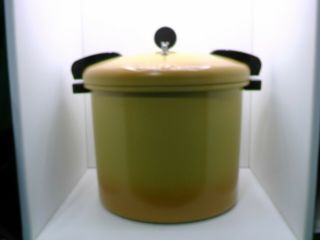 Vintage 1970s Harvest Gold Yellow Presto 21 qt Pressure Cooker Canner CA21H 2375 2