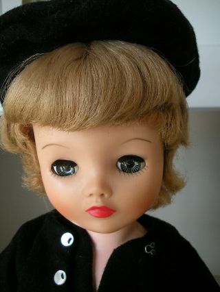 Vintage Uneeda Dollikin 2s Doll 19  Blonde Blue Eyes