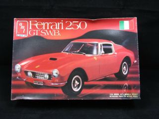 Amt Ertl Ferrari 250 Gt Swb 1/24 Scale Plastic Model Kit No.  8688