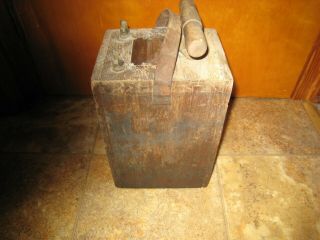 VINTAGE DUPONT BLASTING BOX MACHINE 30 DYNAMITE DETONATOR PLUNGER TYPE OAK 2