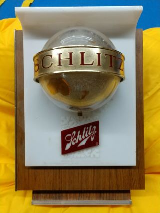 Vintage Schlitz Beer Motion Lighted Spinning Globe Bar Sign Great