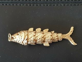 Large Vintage 9ct Gold Articulated Fish Pendant