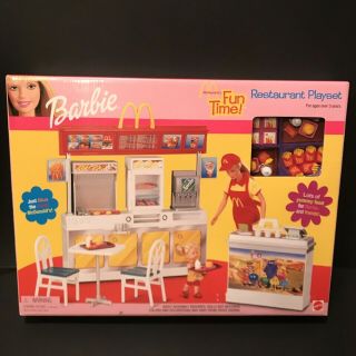 Barbie Mcdonalds Fun Time Restaurant Playset For Barbie Dolls 2001 Diorama 88811