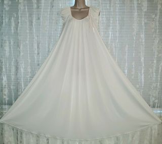 Vtg Miss Elaine Silky Soft Antron Nylon Nightgown Gown Negligee Satin Lace S M